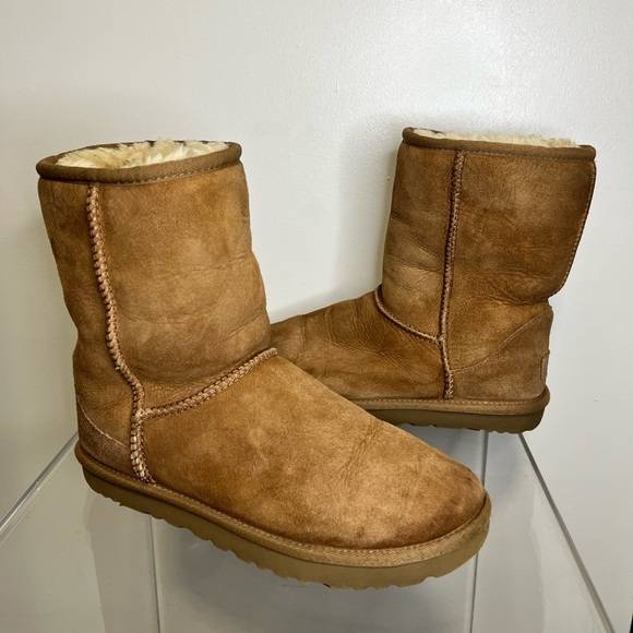 UGG Shoes - UGG Tan Sheepskin Boots Brown Size 7